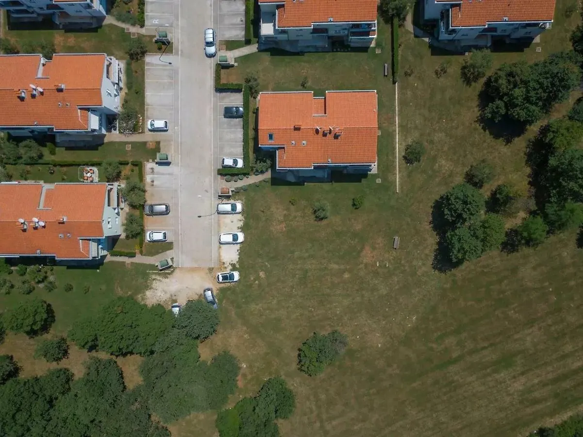 Apartment Vitalia 2+2 Porec 0*,